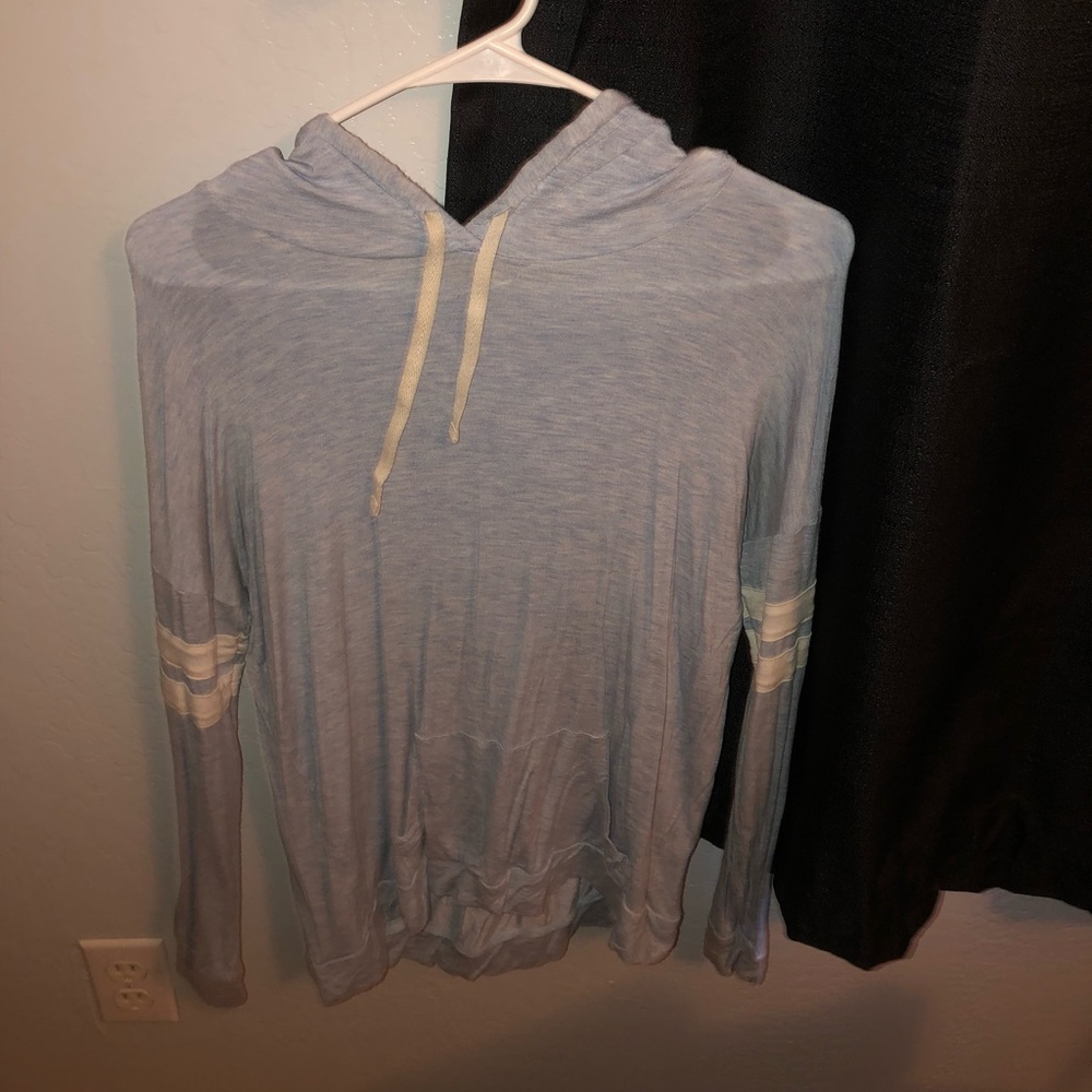 Womens long sleeve hooded shirt